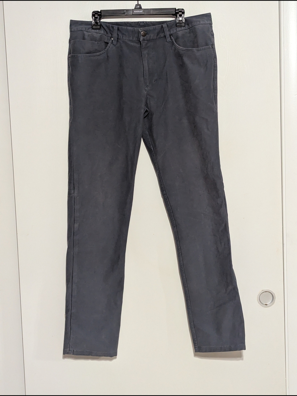 lululemon athletica Easy Five Men's Charcoal Straight Leg Pants